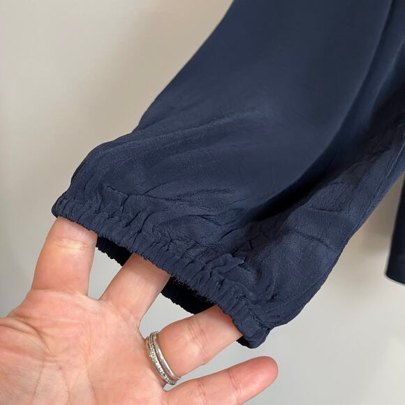 J.Jill Embroidered Floral Blouse L Petite Navy Long Sleeve Boho Artsy Top - Picture 3 of 7